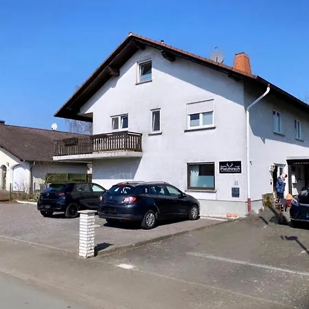 Platzhirsch *